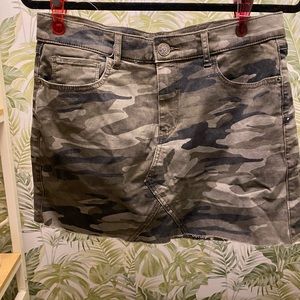 Express Camo Skirt
